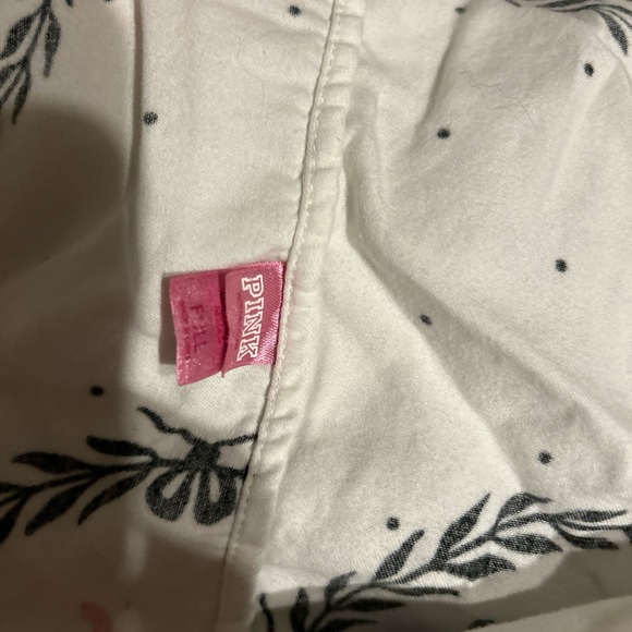 Victoria’s Secret Pink Monogram Full Sheets Rare ON HOLD DO NOT BUY - Picture 4 of 7